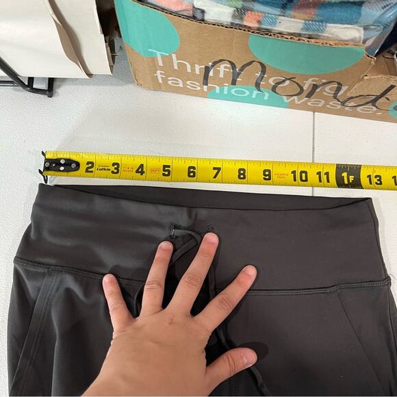 NWOT Halara Gray High Waist Rise Flare Pants Drawstring Pockets Womens Medium - Picture 6 of 8